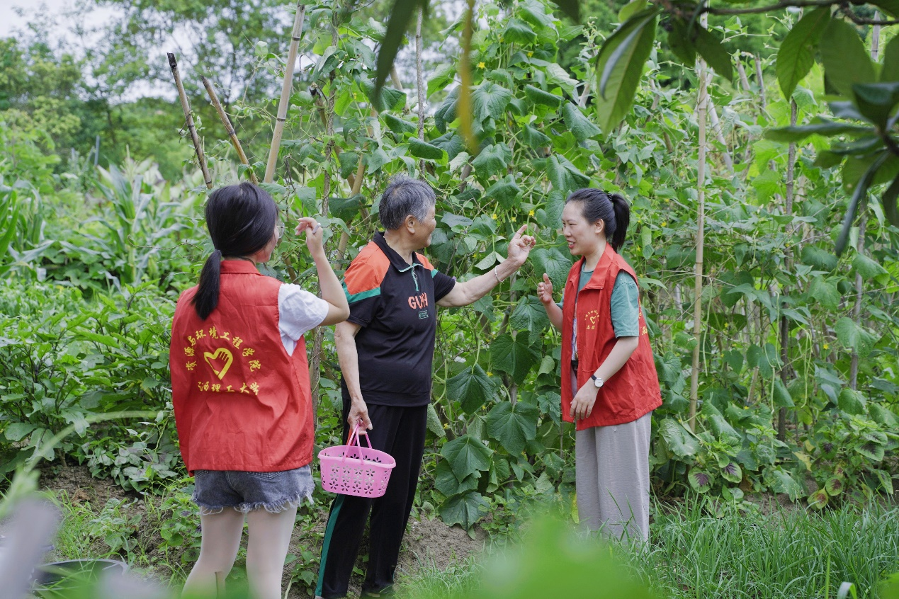 永利集团3044欢迎光临:废弃矿区重焕新颜 携手助力乡村振兴_fororder_111